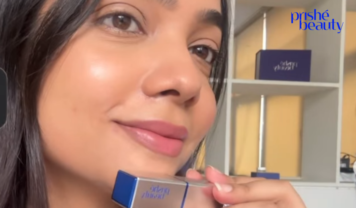 Moisturizing lipstick for dry lips in India for soft and hydrated lips