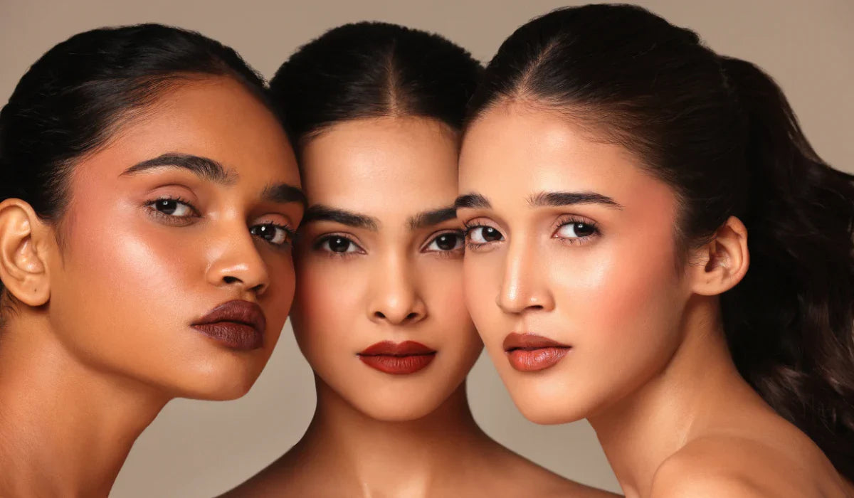 Different Types of Lipstick Makeup including matte, glossy, cream, and liquid lipstick styles.