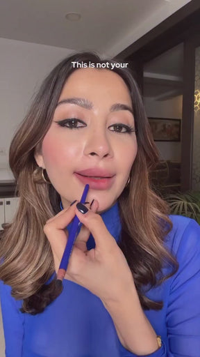 Truly Alined Plumping Lip Liner